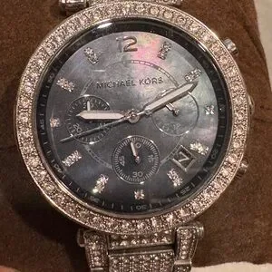 Michael Kors Parker Black Mother of Pearl Dial Rhinestone Band Women\'s Watch Michael Kors Parker Mother of Pearl Black Dial Two Tone  main image 3